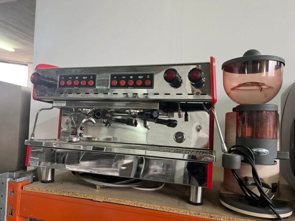 Μηχανή espresso διπλή konti με μύλο